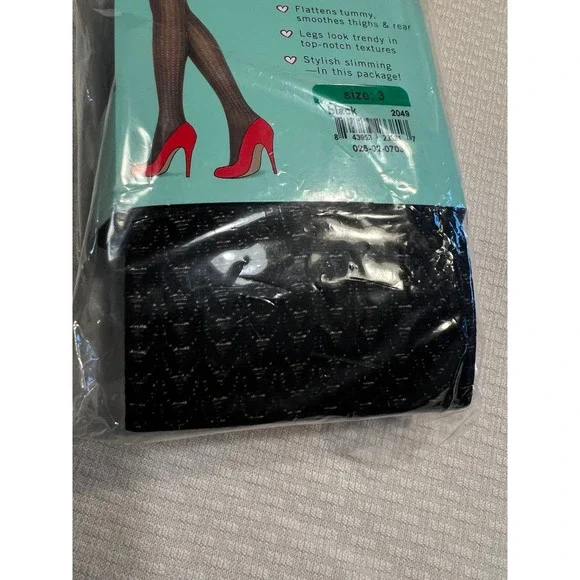 Assets by Laura Blakely Black Shaping Tights Textured Wishbone Size 3 - Picture 3 of 4